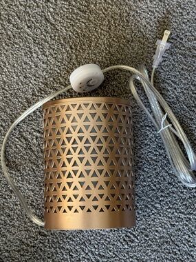 Yankee Candle Bronze Geometric Metal Wax Warmer. Built in Timer! 6” X 4.5”